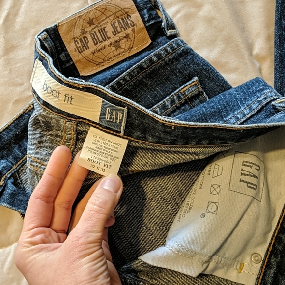 Vintage GAP boot fit jean 32x32 - Picture 2 of 3
